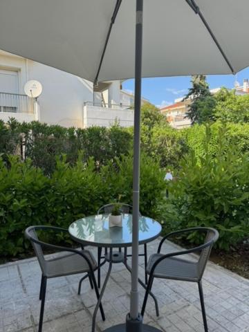 Damian'S Cozy Pool Apartment Peraia  Exterior photo